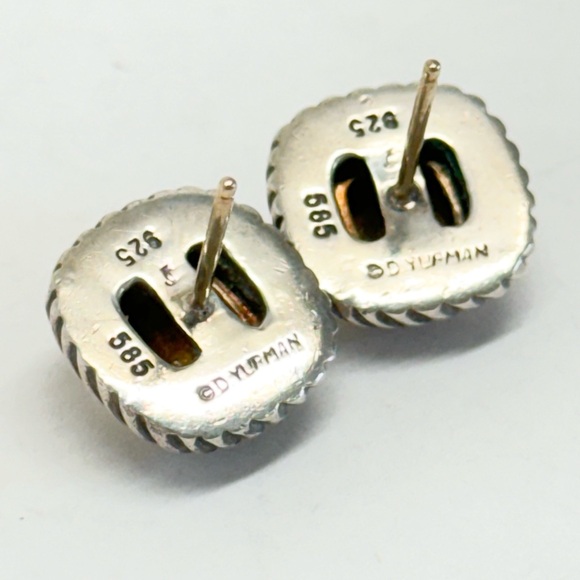 David Yurman .925/14K Gold Dome Petite Albion Stud Earrings - Picture 5 of 8